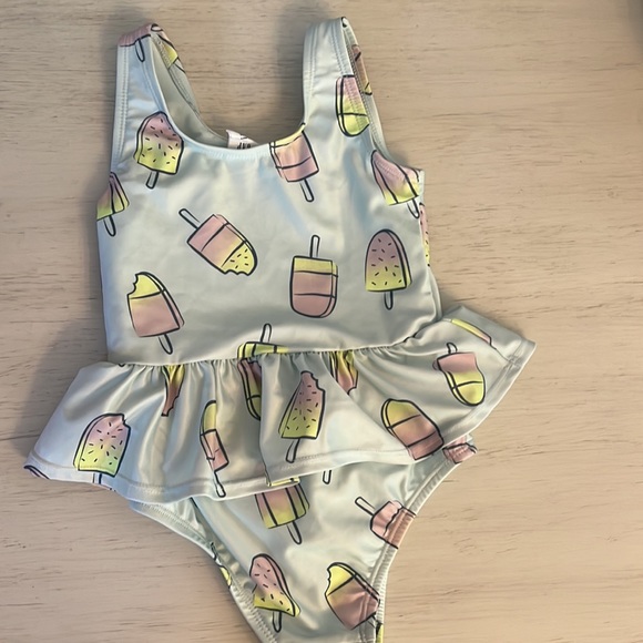 Baby gap 4T bathing suits - Picture 6 of 6